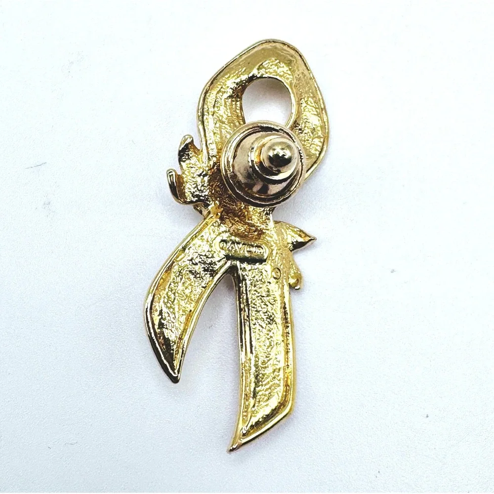 Avon Pink Ribbon Brooch Gold Tone‎ Rose Floral Enamel Breast Cancer Awareness